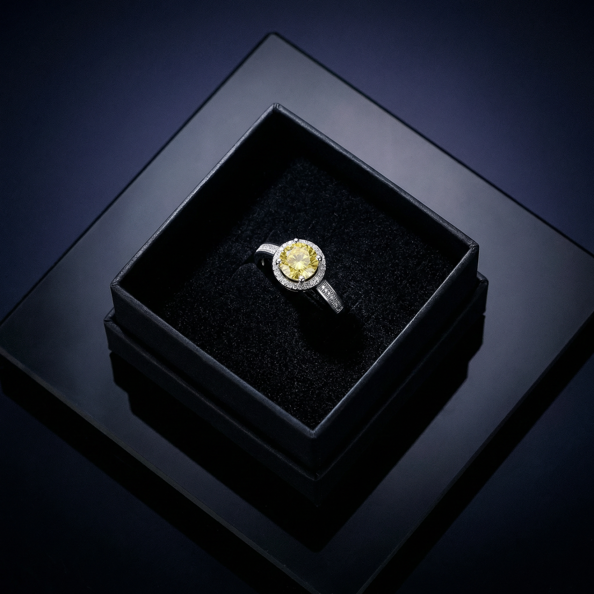 Anello Rond Doré Moissanita