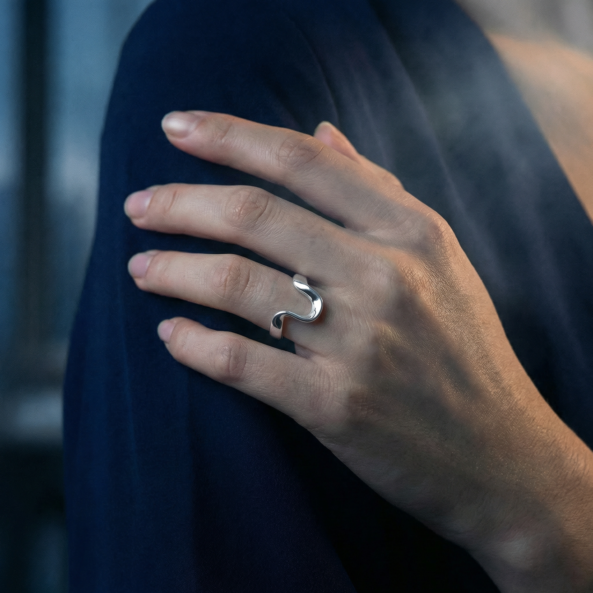 Anillo Torsion Infinie Escultural