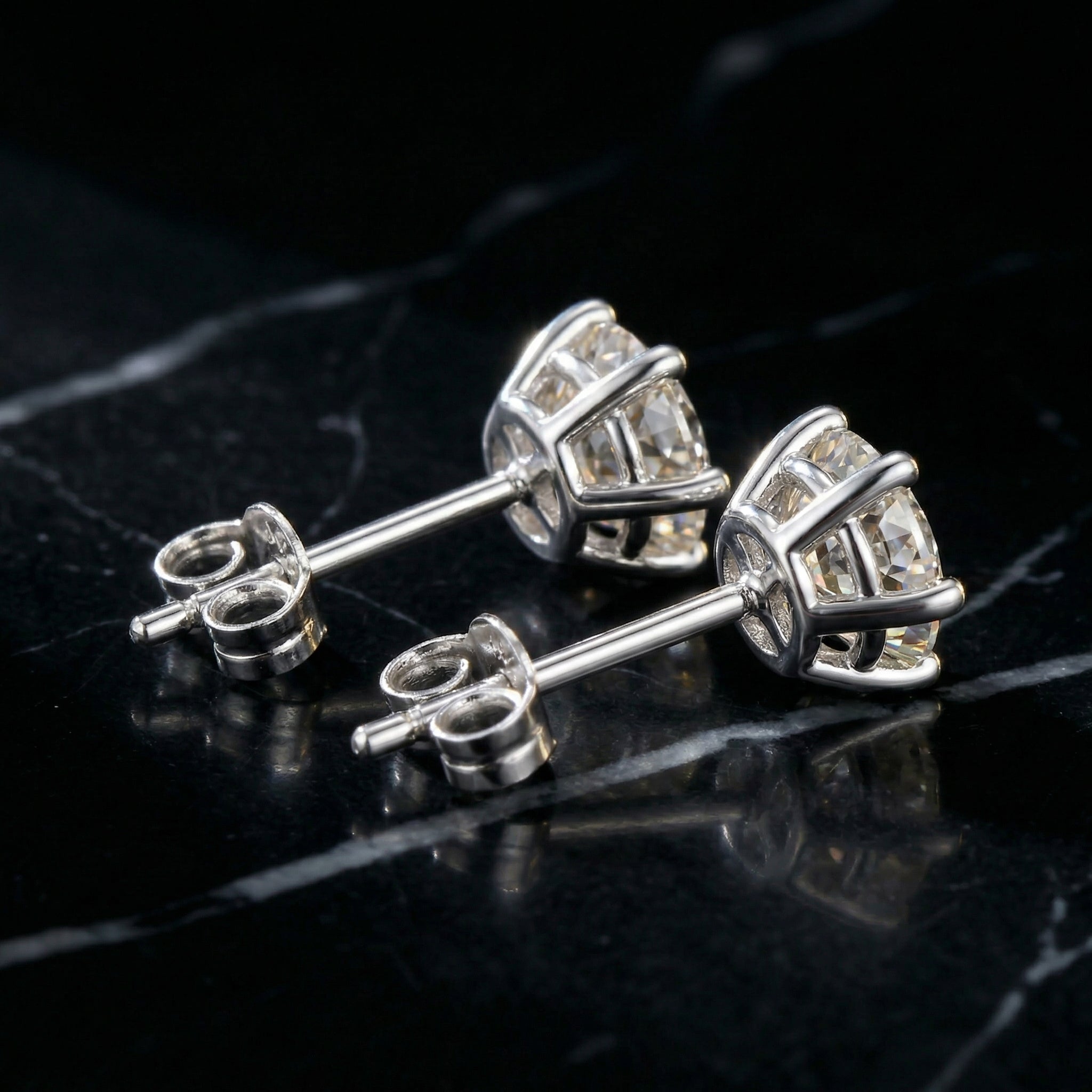 Pendientes Solitaire Six Garras Moissanita