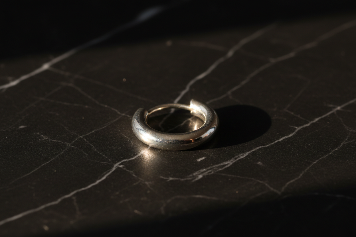 Aretes de plata: cómo elegir según tu tipo de cara