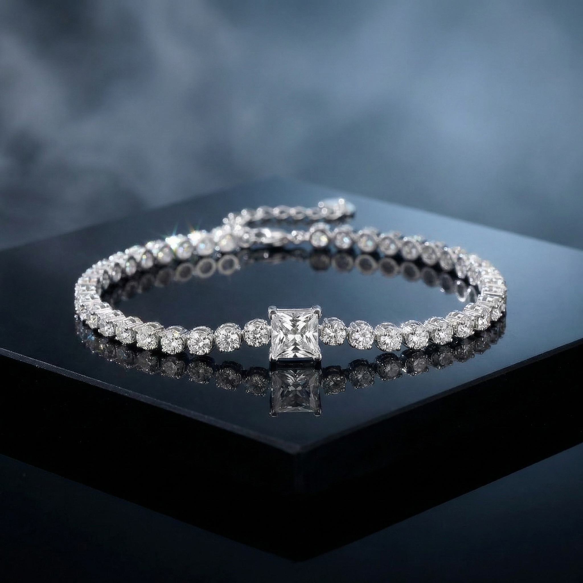 Pulsera Solitaire Carré Lumineuse Moissanita