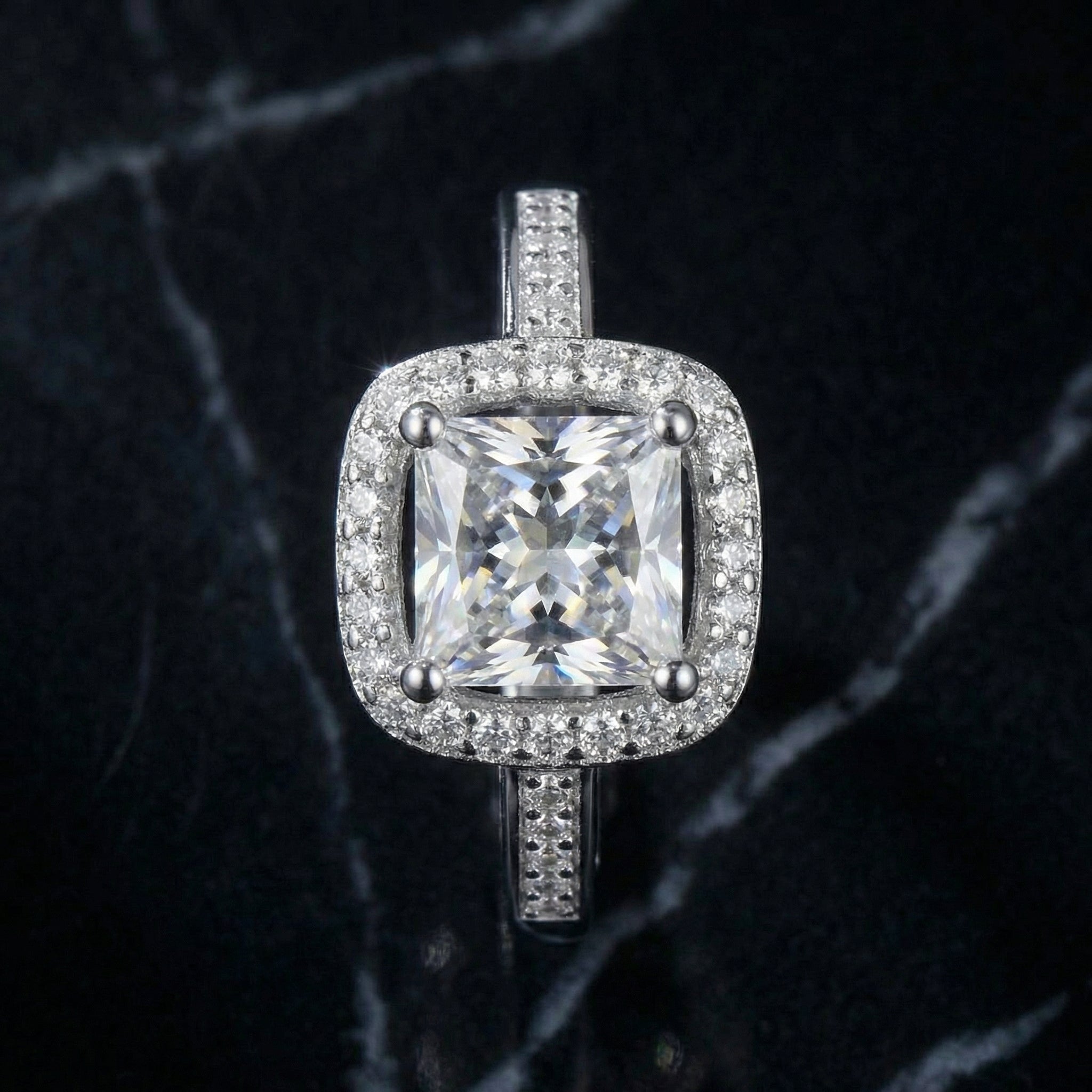 Anillo Carré Brillant Moissanita