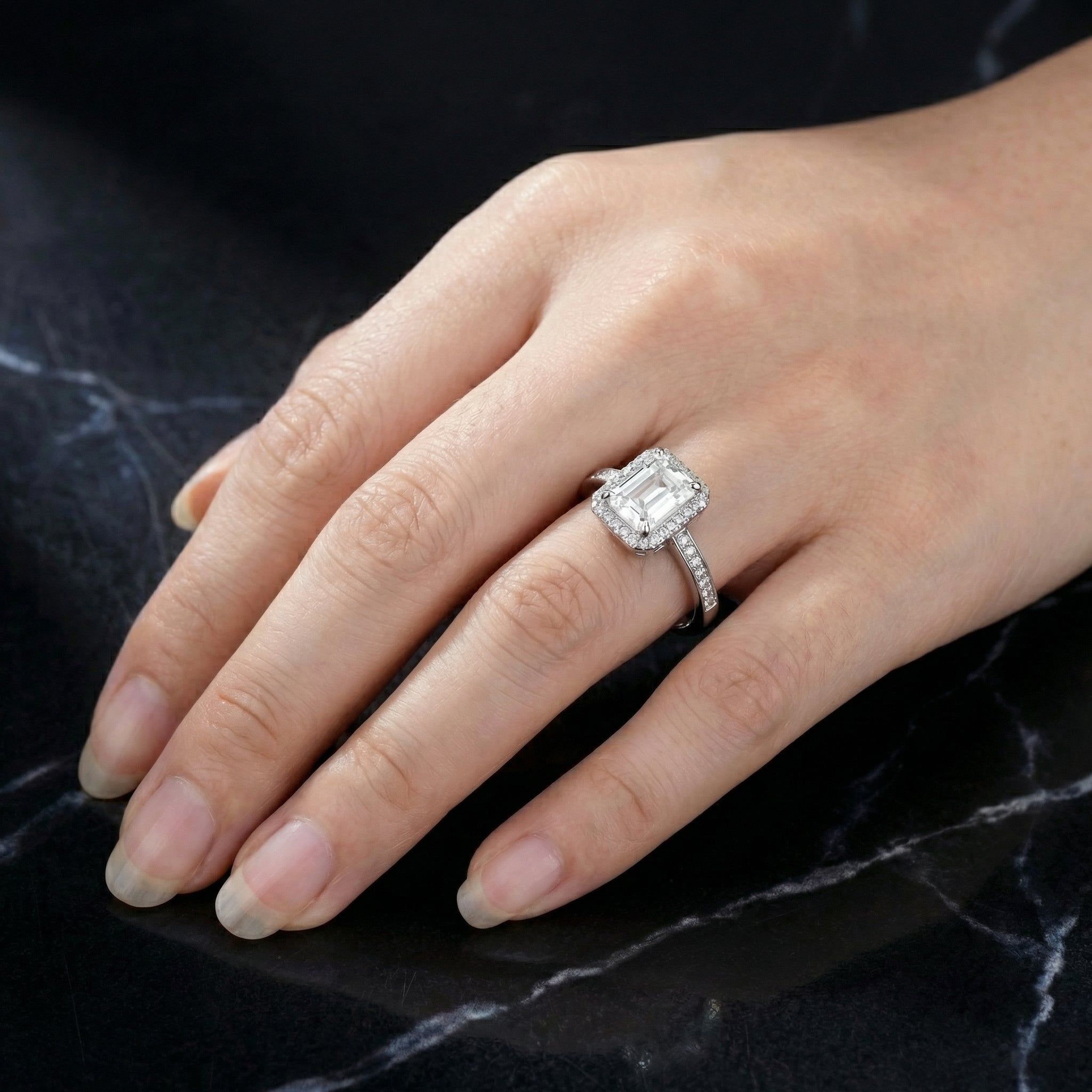 Anillo Baguette Lumière Moissanita