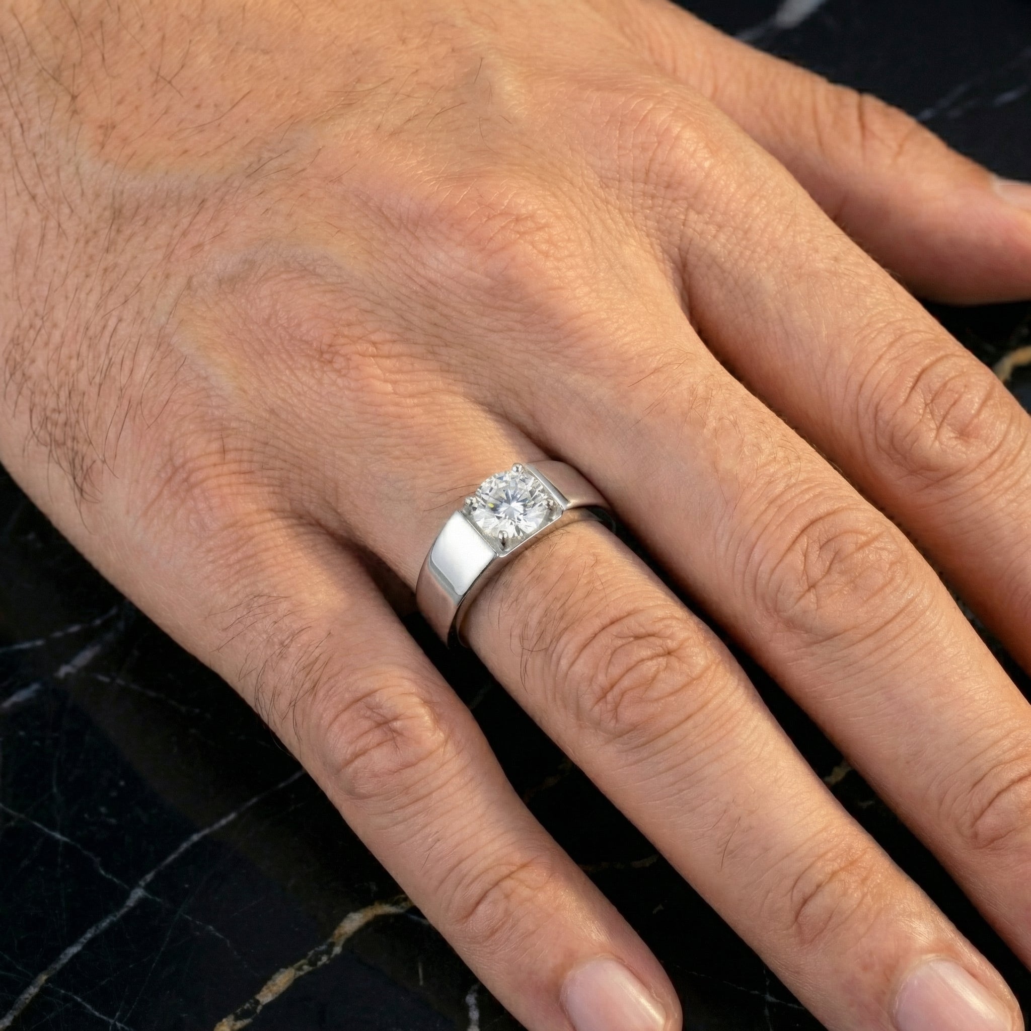 Anillo Rond Hombre Moissanita