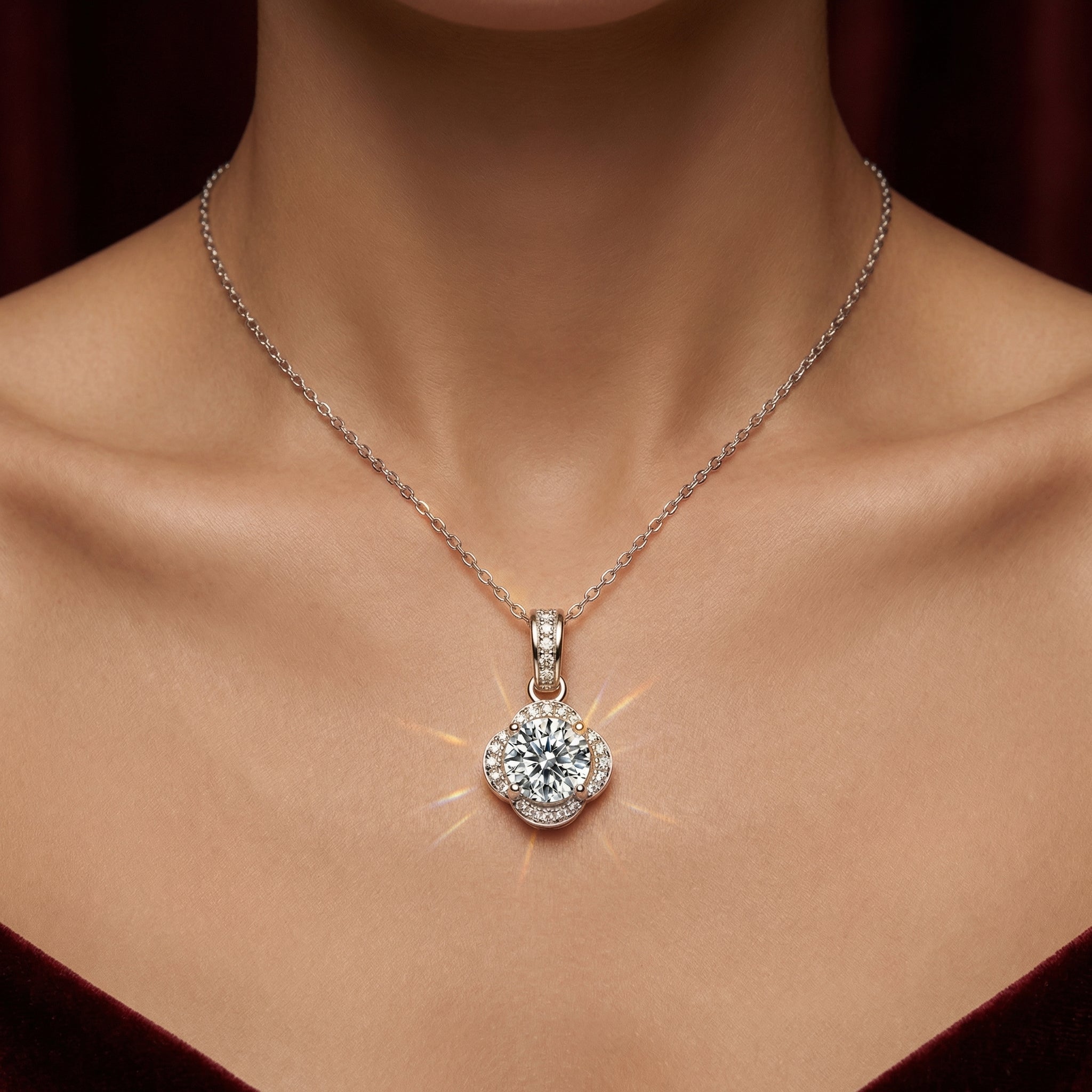 Collar Quatre Pétales Moissanita